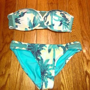 Cute Summery Bikini Set